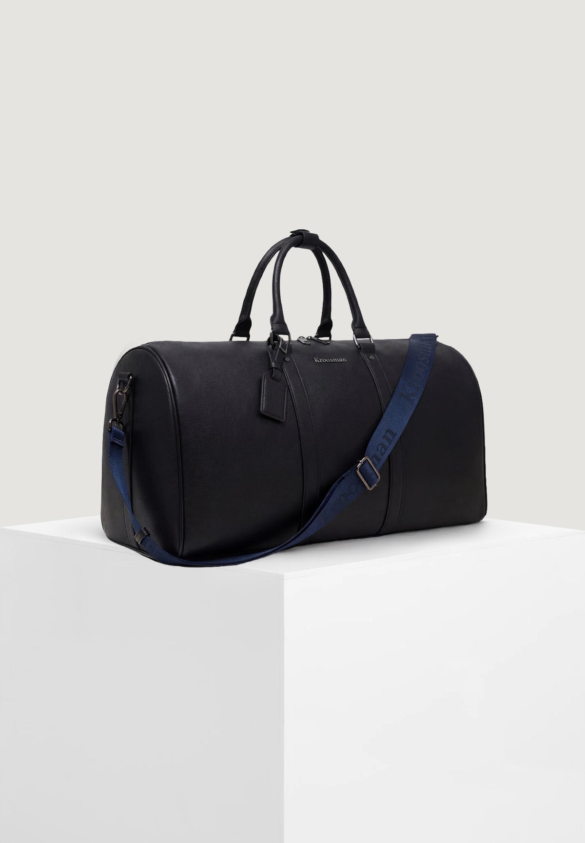 The traveler blue strap